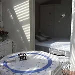 Tiny House Et Quarto em Acomodações Particulares